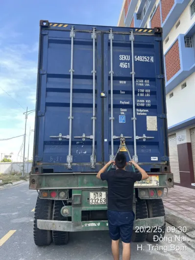 Thang máy nhập khẩu nguyên chiếc