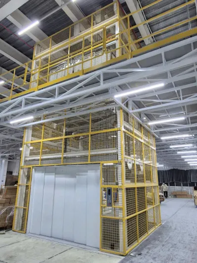 Thang máy tải hàng – Nhà máy Casarredo
