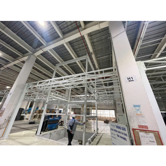 Thang máy tải hàng – Nhà máy Casarredo